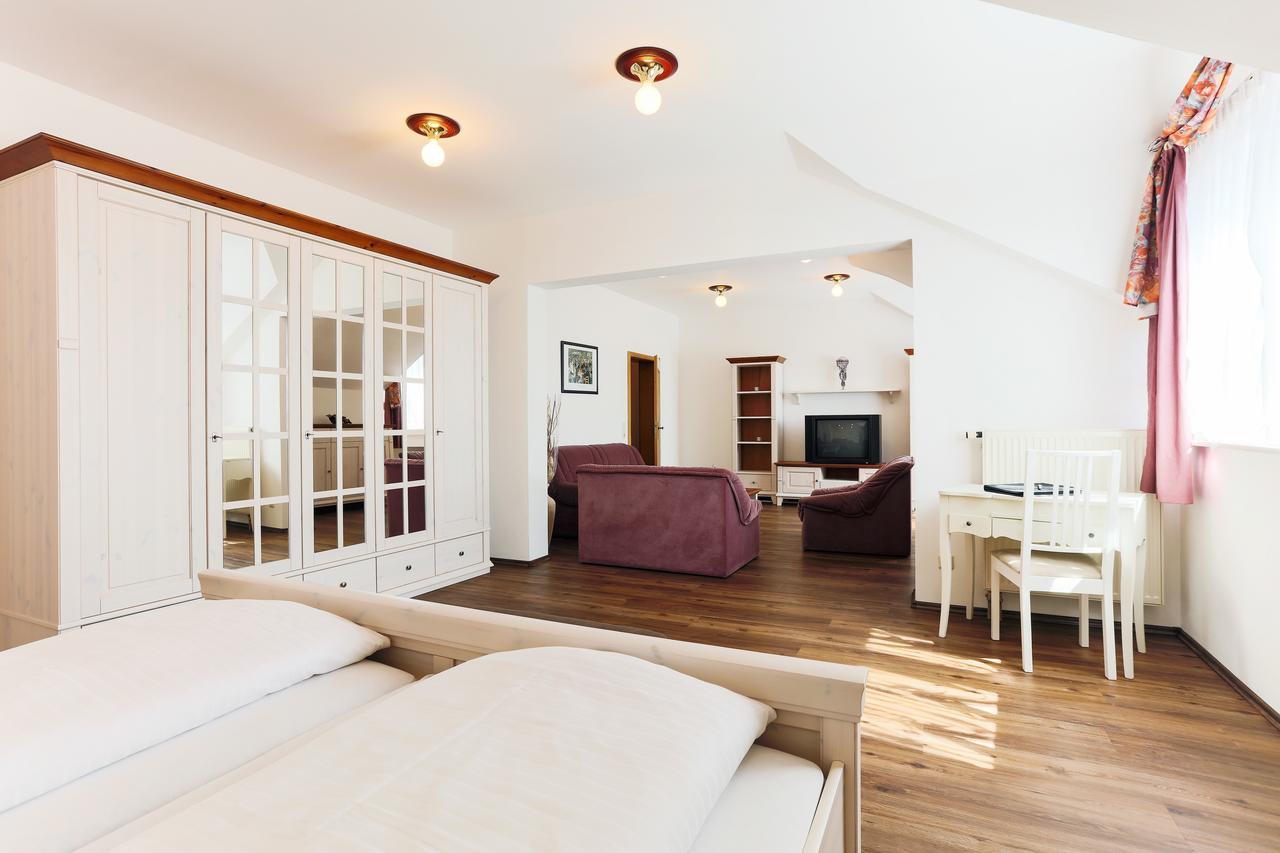 Hotel Sattelbogener Hof